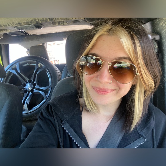 Meet The Posher 💋 - Picture 10 of 16